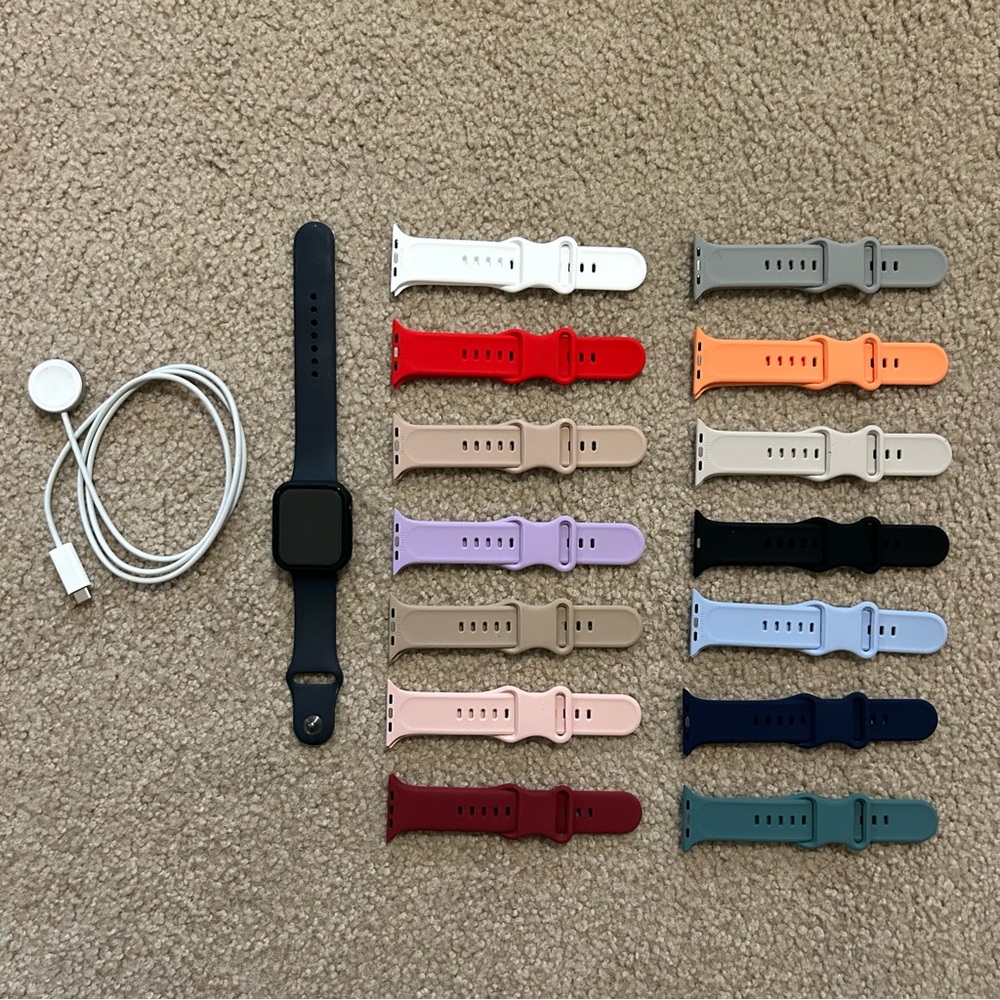 Apple Watch Series 8 aluminum 45mm